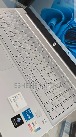 New Laptop HP Pavilion 15 4GB Intel Core I5 SSD 512GB