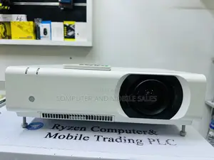 Sony Vpl-ch350 4000 Lumen Wuxga 3lcd Projector (White)