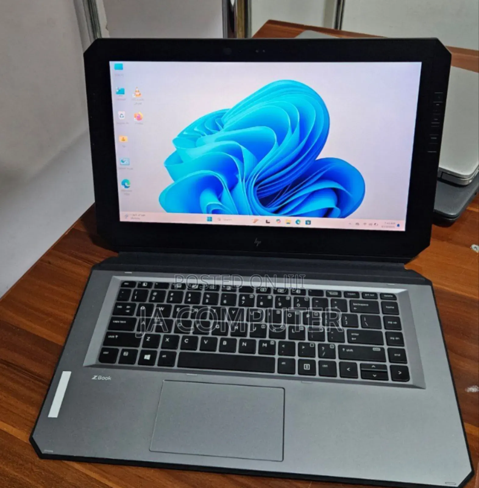 New Laptop HP Zbook Studio G7 16GB Intel Core I7 SSD 512GB