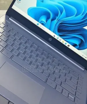 Photo - New Laptop HP Chromebook 14 8GB Intel Core I7 SSD 1T