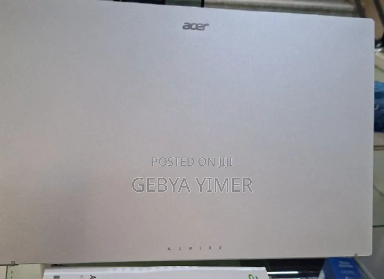 New Laptop Acer Aspire 5 8GB Intel Core I3 SSHD+SSD 512GB