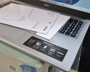 New Laptop Acer Aspire 5 8GB Intel Core I3 SSHD+SSD 512GB