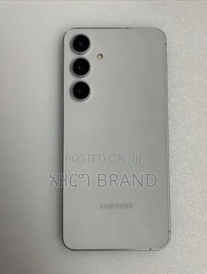 New Samsung Galaxy S24 FE 128 GB Bronze