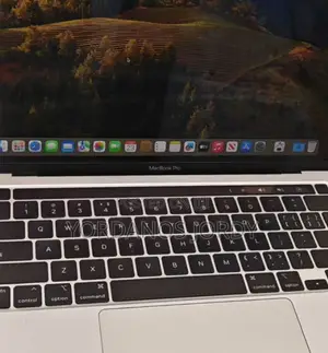 New Laptop Apple MacBook Pro M1 8GB Intel Core I7 SSD 256GB