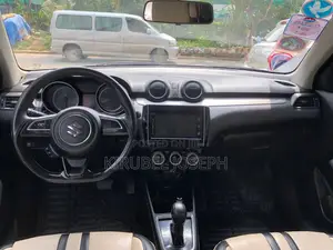 Suzuki Swift 2021 White