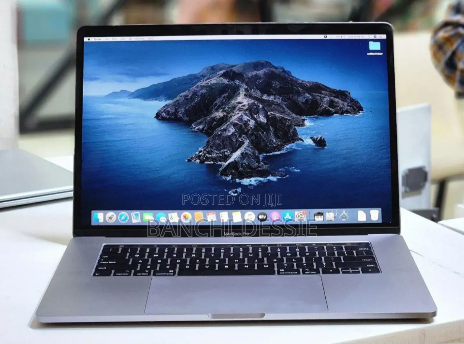 New Laptop Apple MacBook Pro 2019 32GB Intel Core I9 SSD 1T