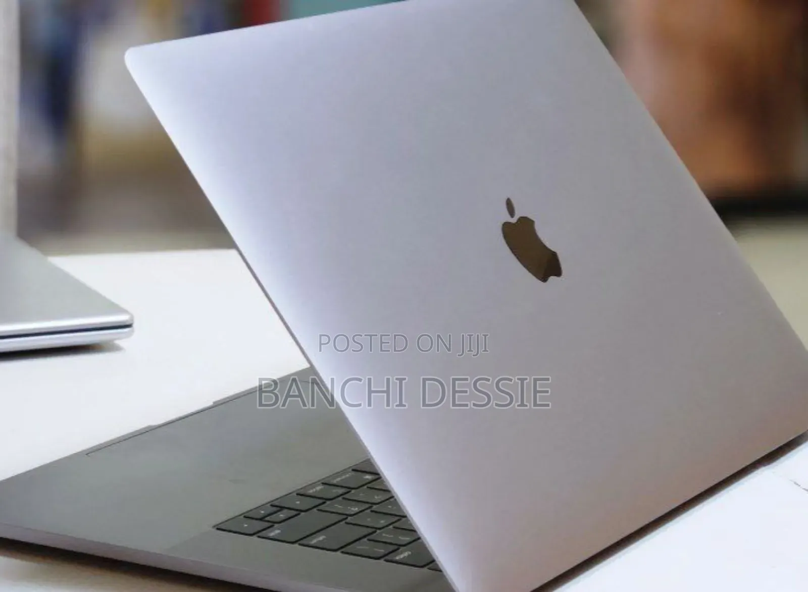 New Laptop Apple MacBook Pro 2019 32GB Intel Core I9 SSD 1T