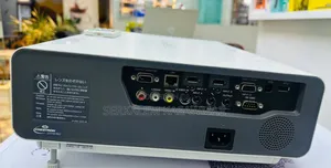 1home Cinema Projector Sony VPL-Ch350 Model Highlights Brightn