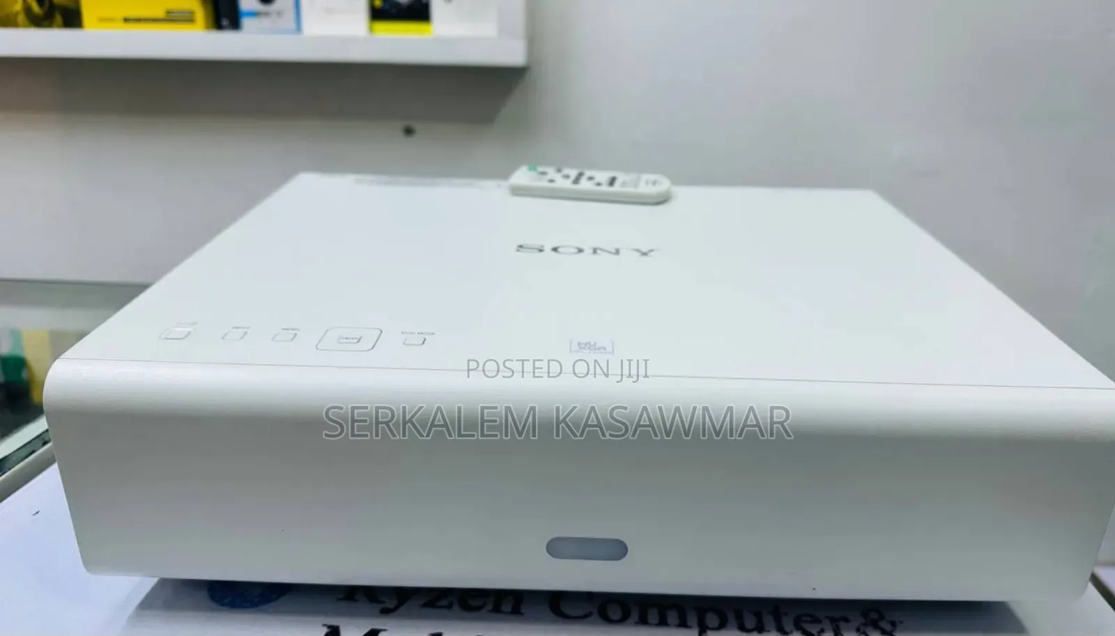 1home Cinema Projector Sony VPL-Ch350 Model Highlights Brightn