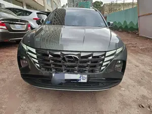 Hyundai Tucson 2024 Gray