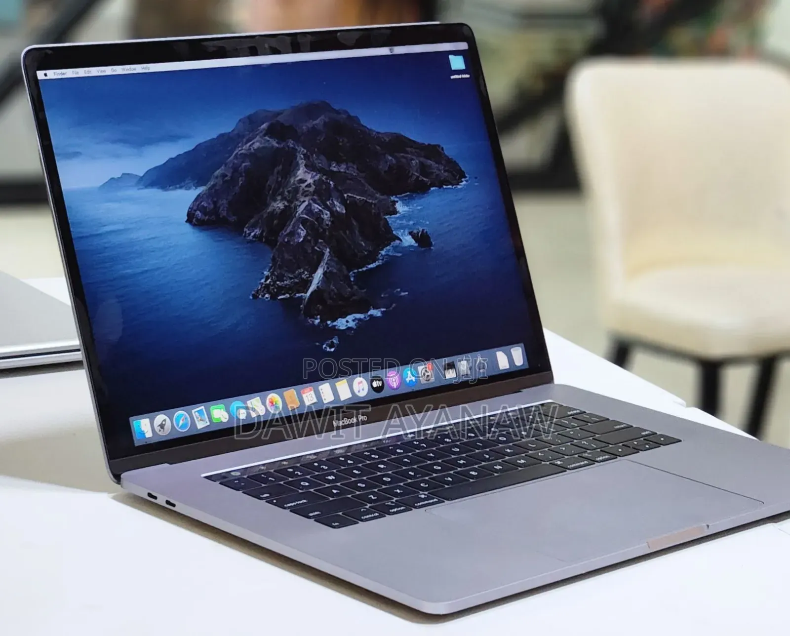 New Laptop Apple MacBook Pro 2019 32GB Intel Core I9 SSD 1T