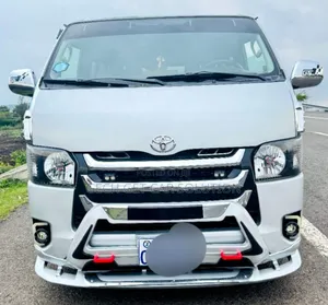 Toyota HiAce 2007 Silver
