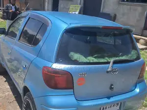 Toyota Vitz 2003 Blue