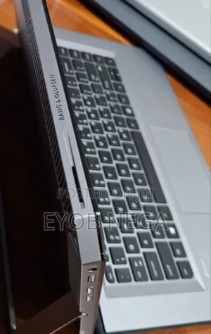 New Laptop HP ZBook X2 32GB Intel Core I7 SSD 512GB