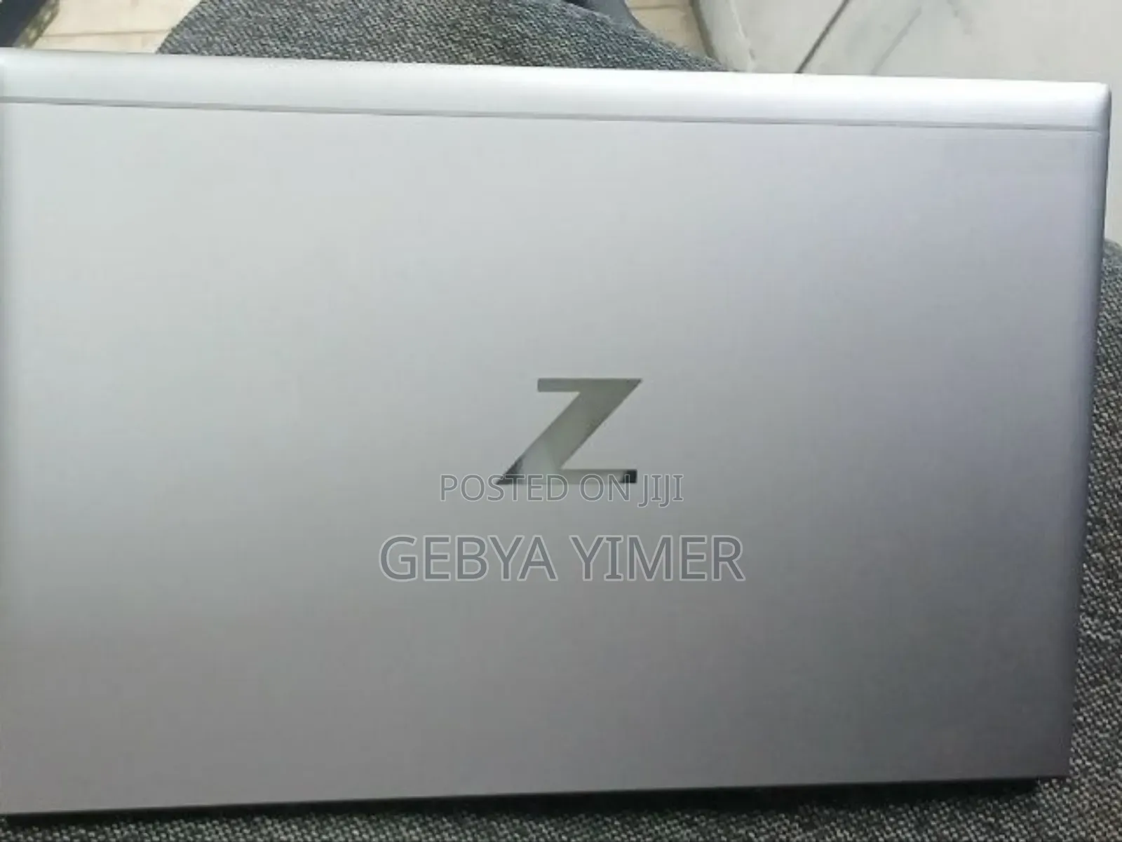 New Laptop HP ZBook Firefly G8 16GB Intel Core I7 SSD 512GB