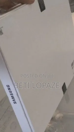 Photo - New Samsung Galaxy Tab S8 Ultra 128 GB Black