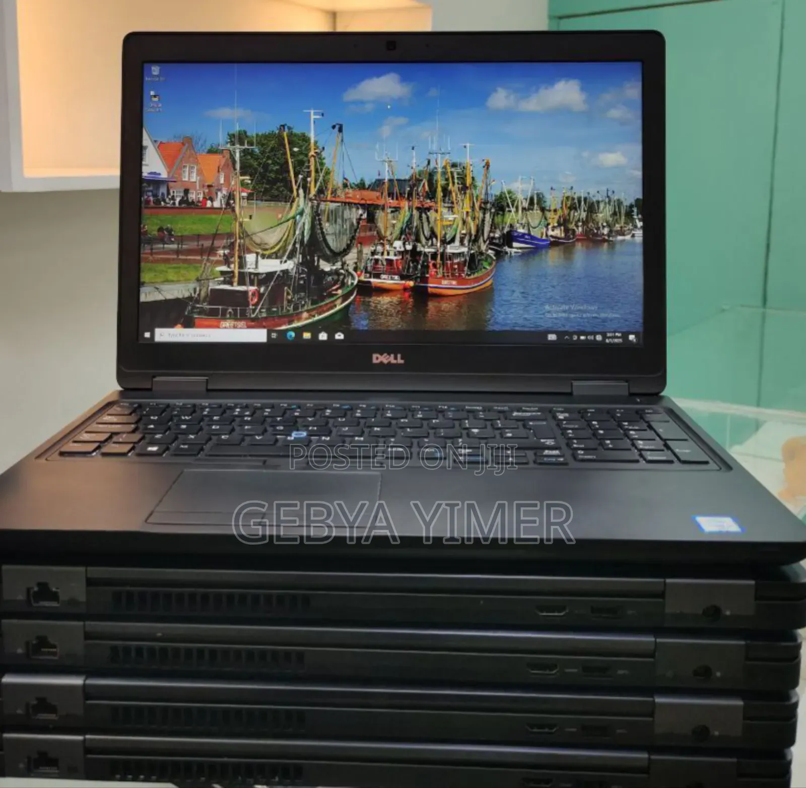 New Laptop Dell Precision 15 3520 16GB Intel Core i7 SSD 512GB