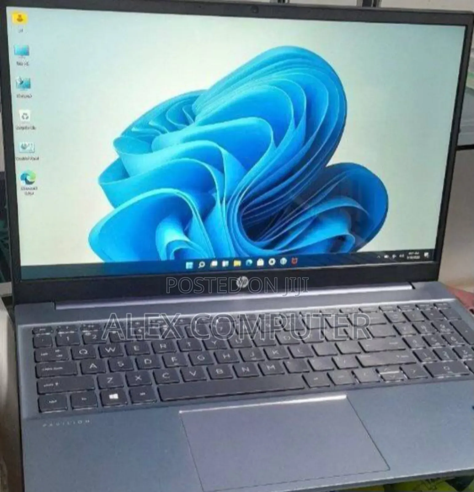 New Laptop HP Pavilion 15 8GB Intel Core I7 SSD 512GB