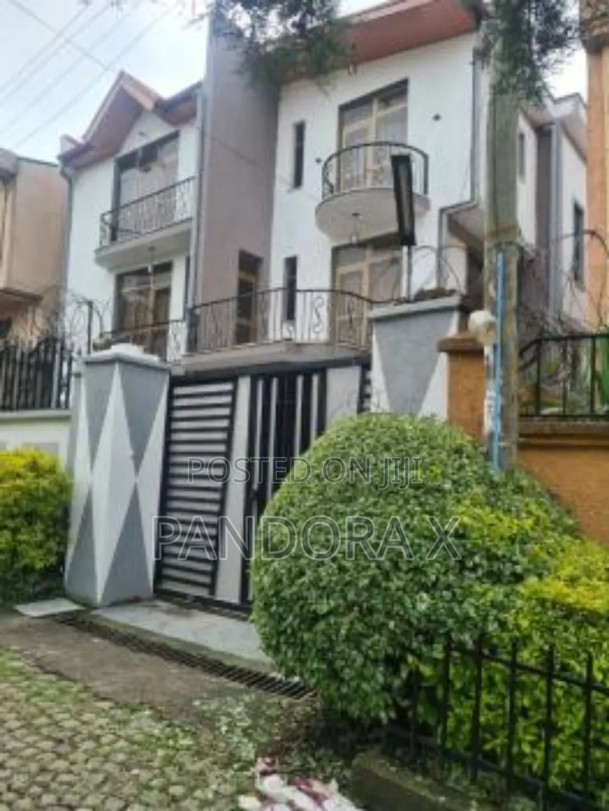 Furnished 10bdrm House in ፓንዶራ ድለላ, Mekelle for sale