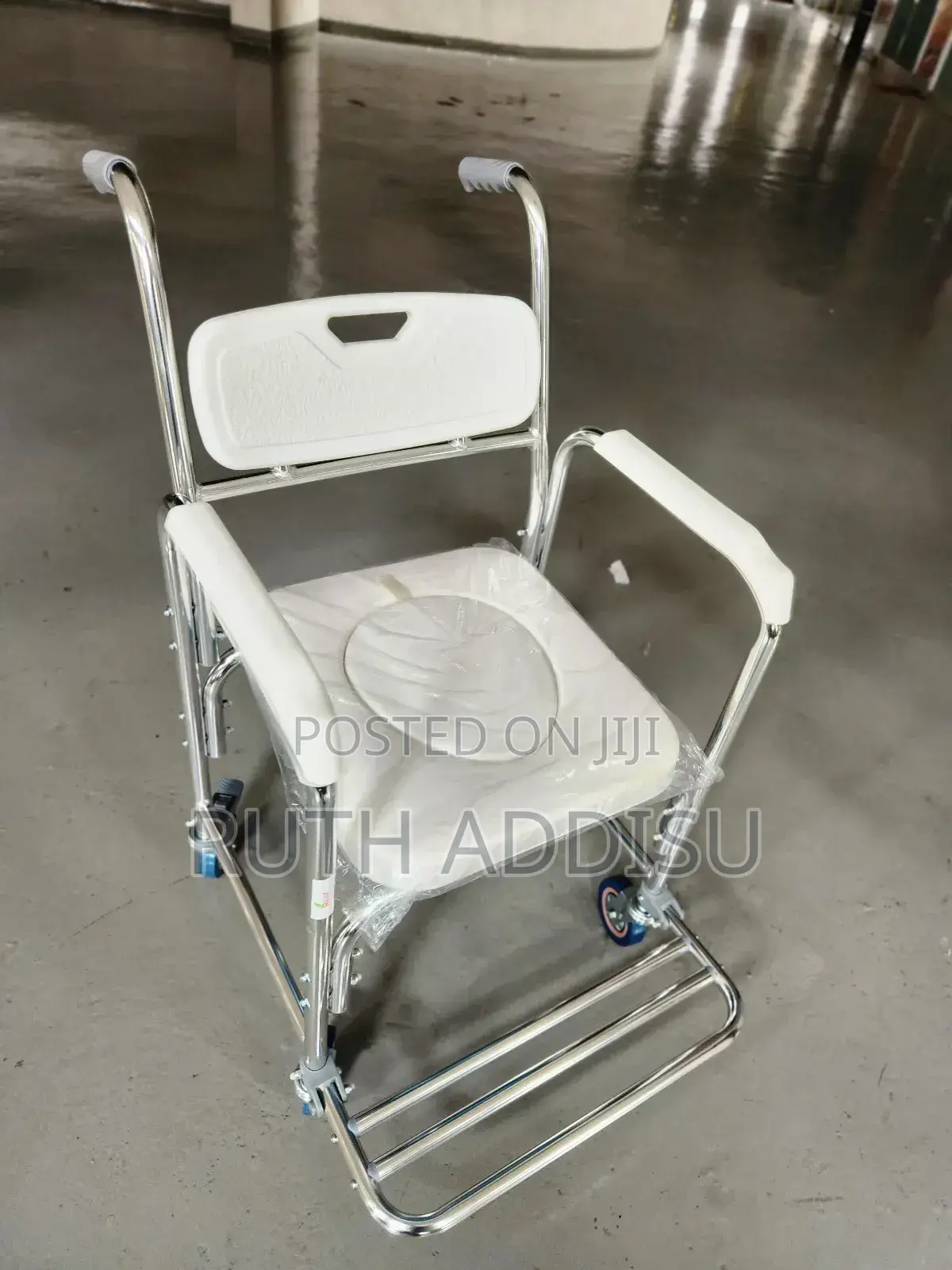 Wheelchair Commode奎寧commode Wheelchair懲罰wheelchair可能wheelchair Commode