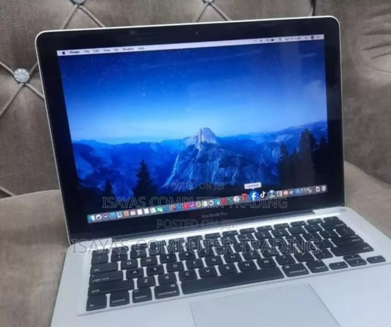 New Laptop Apple MacBook Pro 2011 8GB Intel Core i5 HDD 500GB