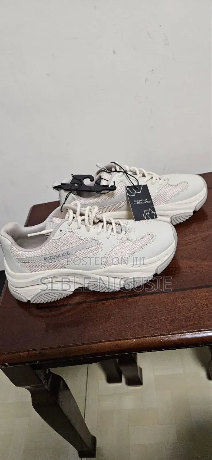 Steve Madden Sneaker Gray