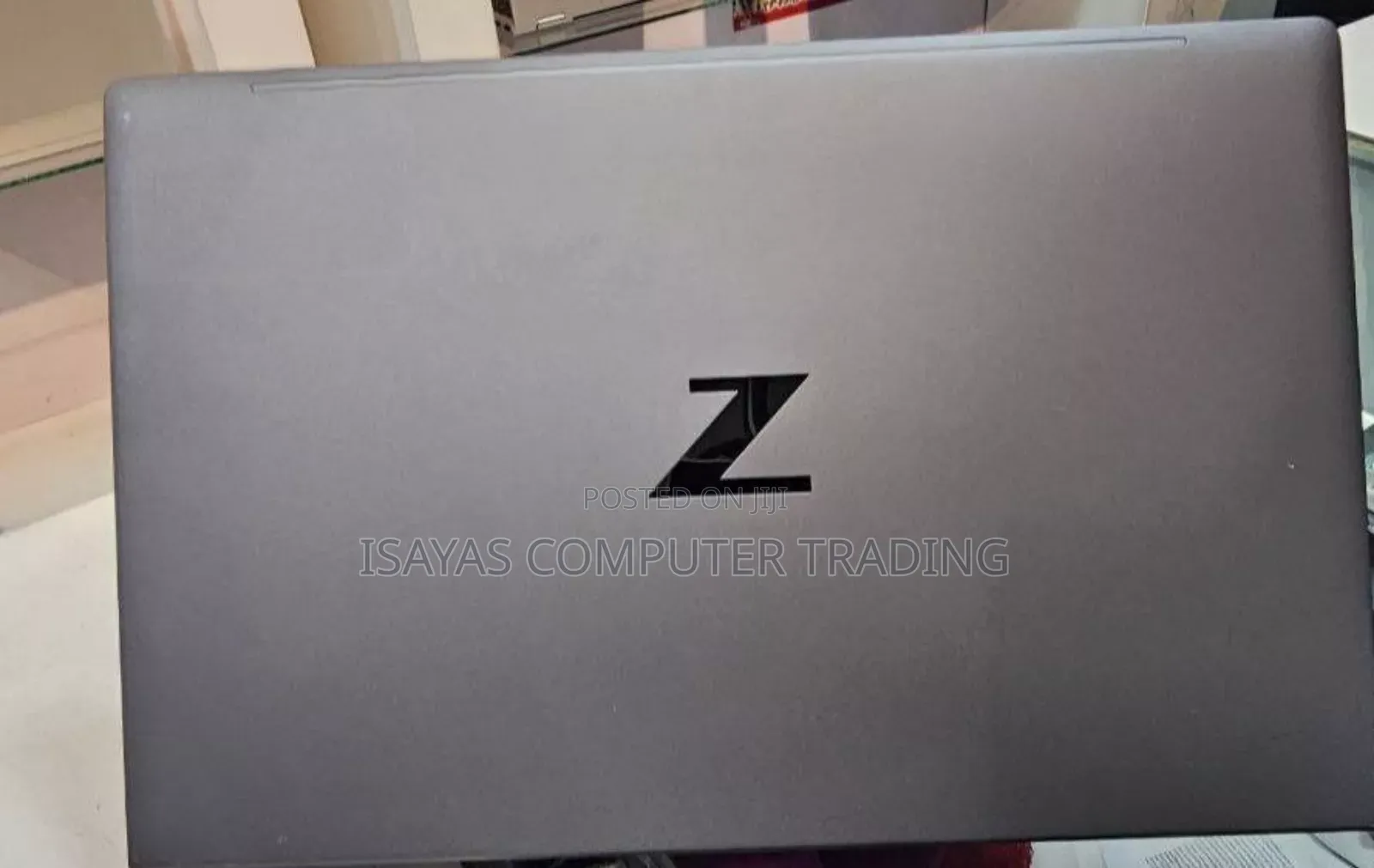 New Laptop HP ZBook Firefly G8 32GB Intel Core I7 SSD 512GB