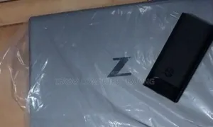 New Laptop HP ZBook Firefly G8 32GB Intel Core I7 SSD 512GB