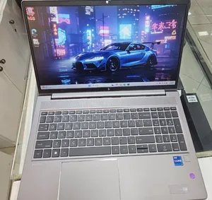 New Laptop HP ZBook Firefly G8 32GB Intel Core I7 SSD 512GB