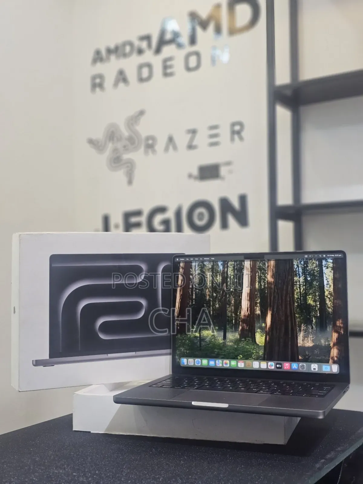 New Laptop Apple MacBook Pro 2023 M3 14-Inch 8GB Apple M3 Pro SSD 512GB