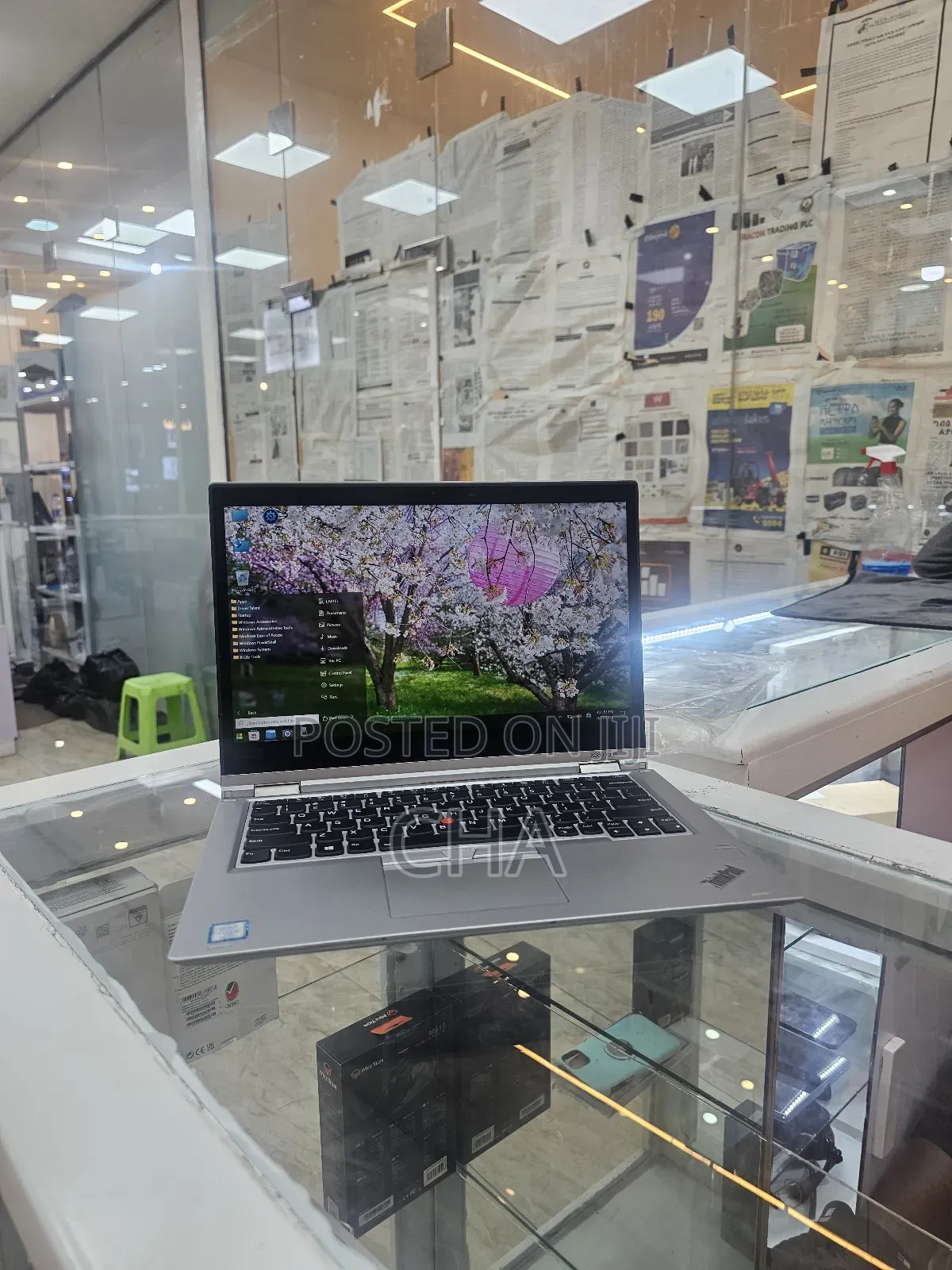 Laptop Lenovo ThinkPad X380 Yoga 16GB Intel Core I5 SSD 512GB