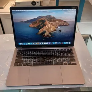 New Laptop Apple MacBook Pro 2020 8GB Intel Core I5 SSD 256GB