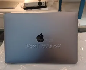 New Laptop Apple MacBook Pro 2020 8GB Intel Core I5 SSD 256GB