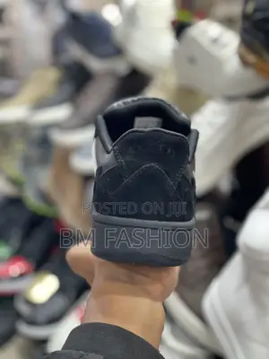 Adidas Quality Black Sneakers Metro