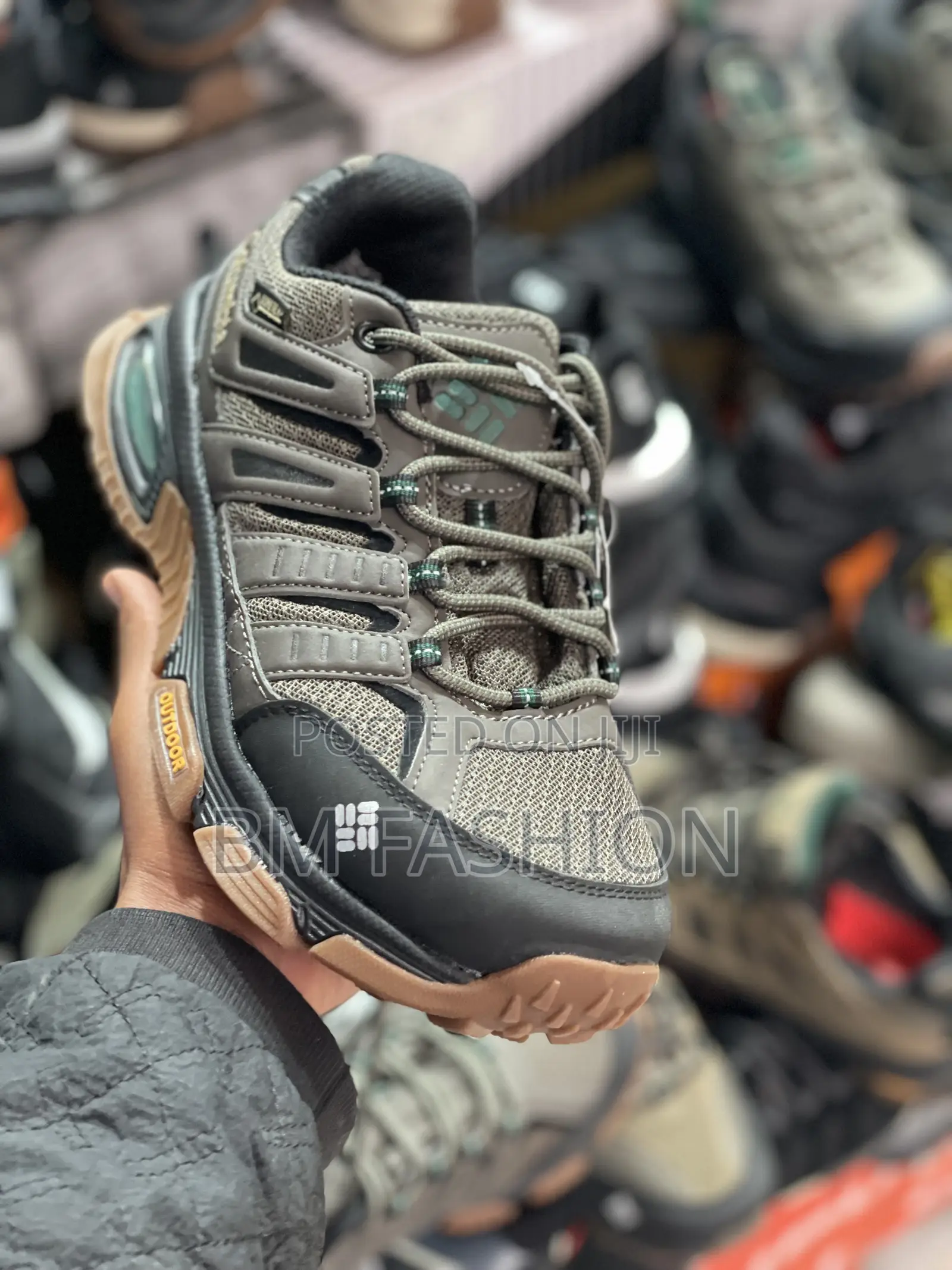 Elegant Men’S Sneaker Columbia Military Green Waterproof