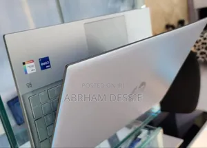 New Laptop HP 8GB Intel Core I7 SSD 512GB