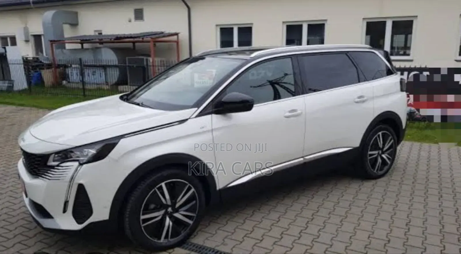 Peugeot 5008 2022 White