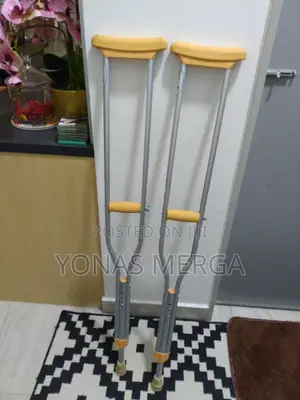 Photo - Axillary Crutches鵼耄crutches\\Medical Underarm歲嶲crutches for Adults