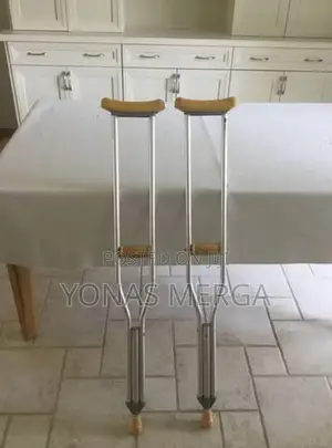 Photo - 2pices of Adjustable Axillary Crutch弊圾crutches#"Kranch嵊旮crutches፩πክራንች