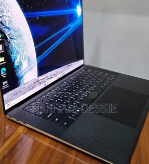 Photo - New Laptop Dell XPS 15 32GB Intel Core I7 SSD 512GB