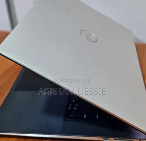 New Laptop Dell XPS 15 32GB Intel Core I7 SSD 512GB