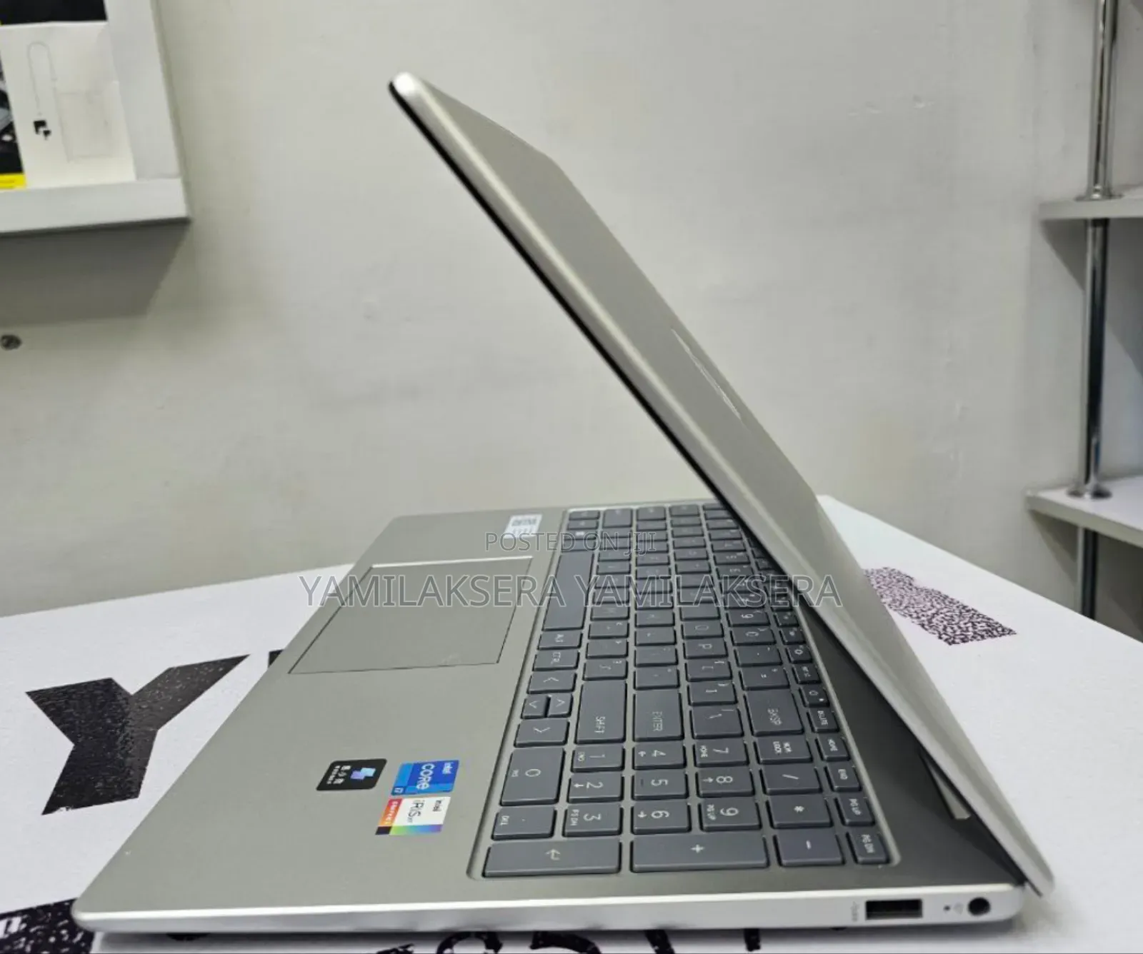 New Laptop HP Stream Notebook 16GB Intel Core I7 SSD 512GB