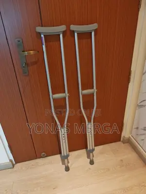 Crutches Is Aluminium蝽端the Area That Sits in the Arm Pit癌痍crutches