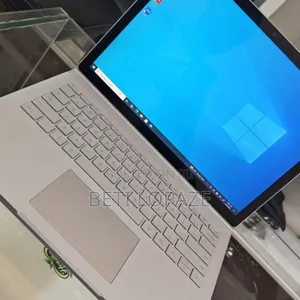 New Laptop Microsoft Surface 16GB Intel Core I7 SSD 256GB