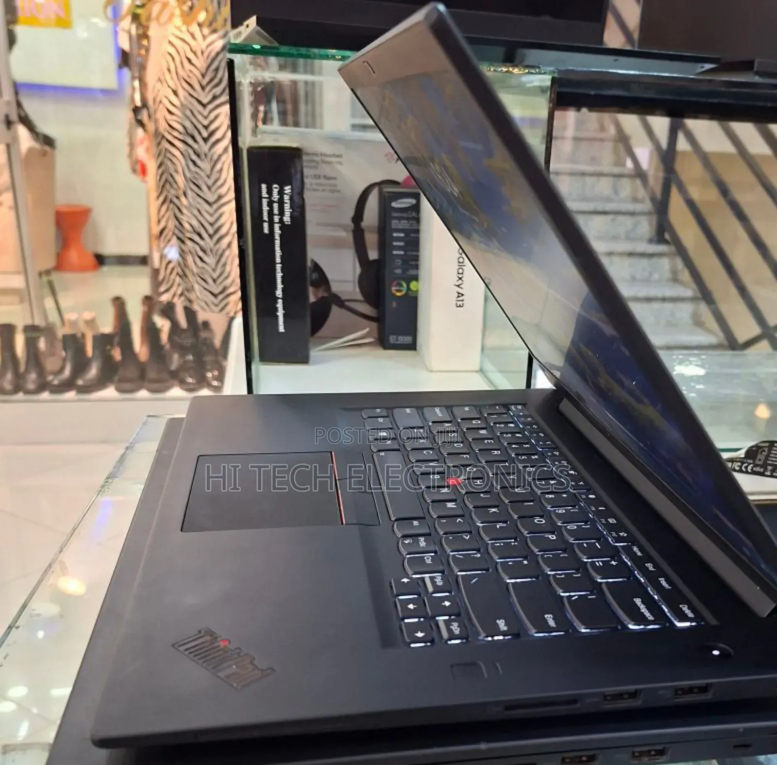 New Laptop Lenovo Thinkpad P14s 16GB Intel Core I7 SSD 512GB