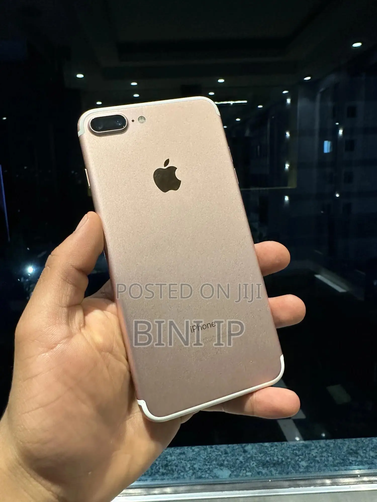 New Apple iPhone 7 Plus 32 GB Pink