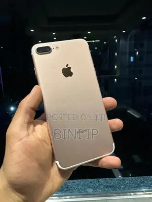 New Apple iPhone 7 Plus 32 GB Pink