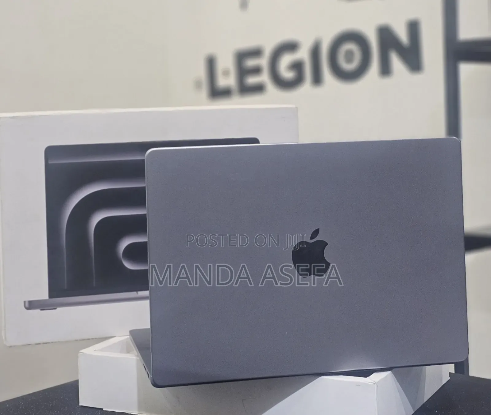 New Laptop Apple MacBook Pro 8GB Apple M3 SSD 512GB