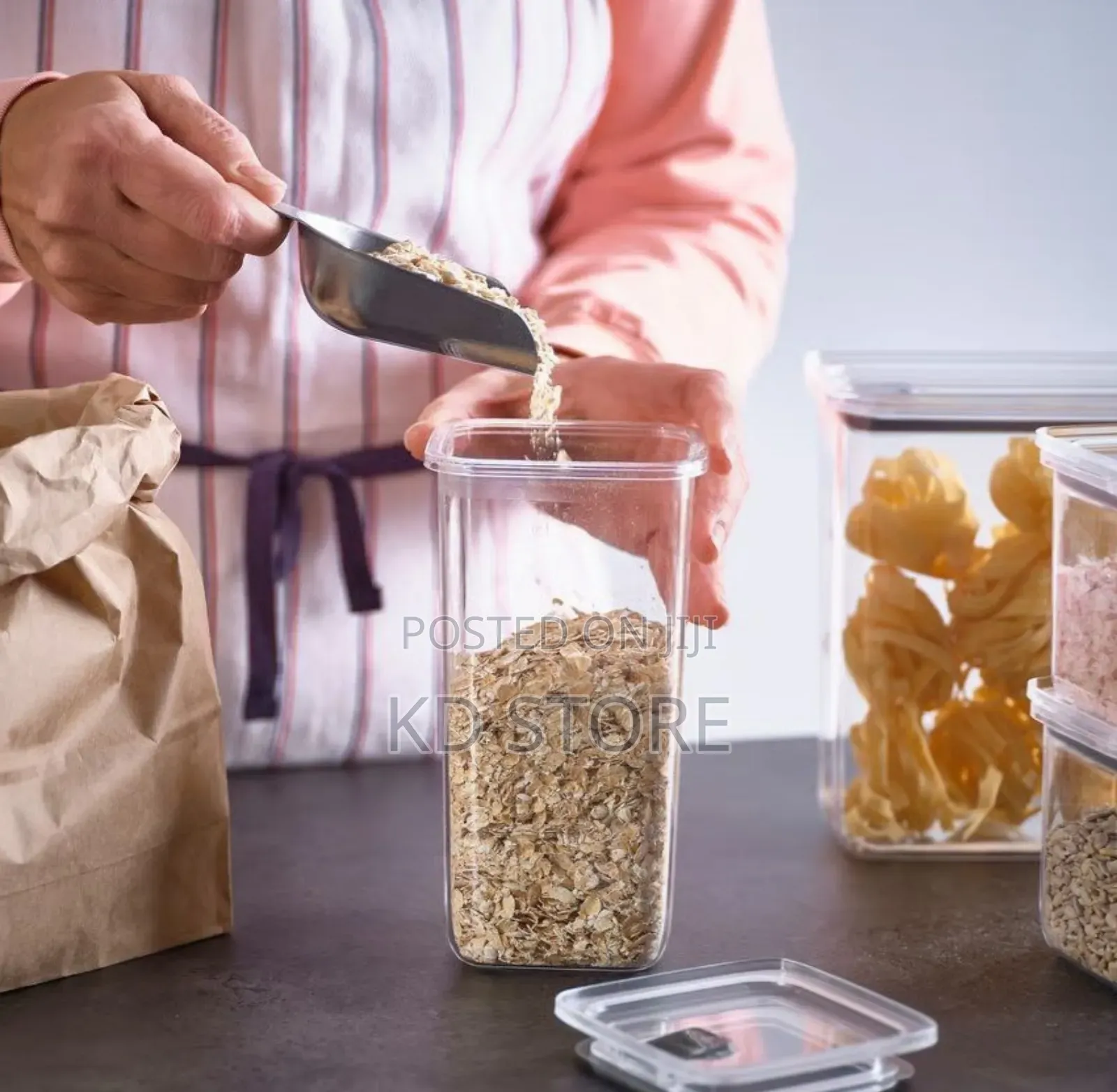 The Jar and the Lid Are Both Transparent,