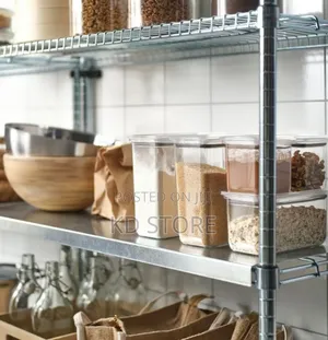 The Jar and the Lid Are Both Transparent,